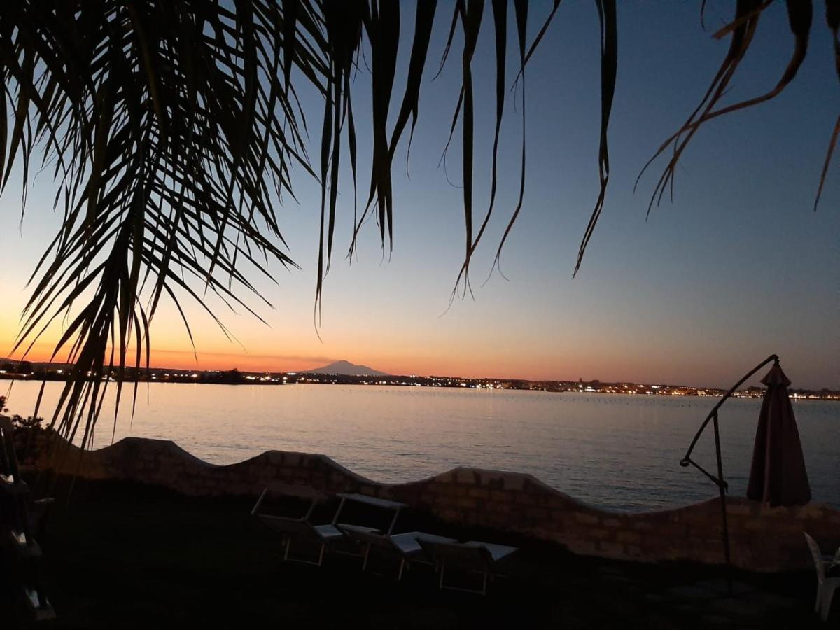 Casa Con Piscina E Vista Mare Dal Giardino Appartement Fanusa Buitenkant foto