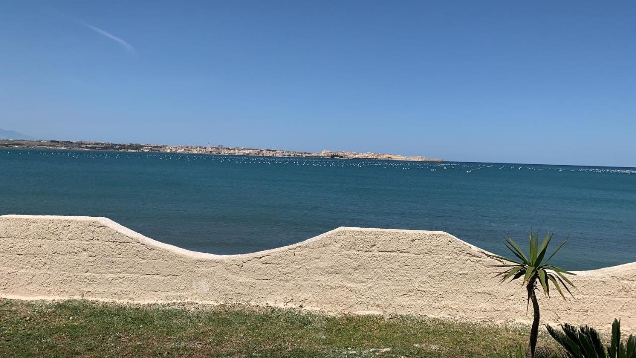 Casa Con Piscina E Vista Mare Dal Giardino Appartement Fanusa Buitenkant foto