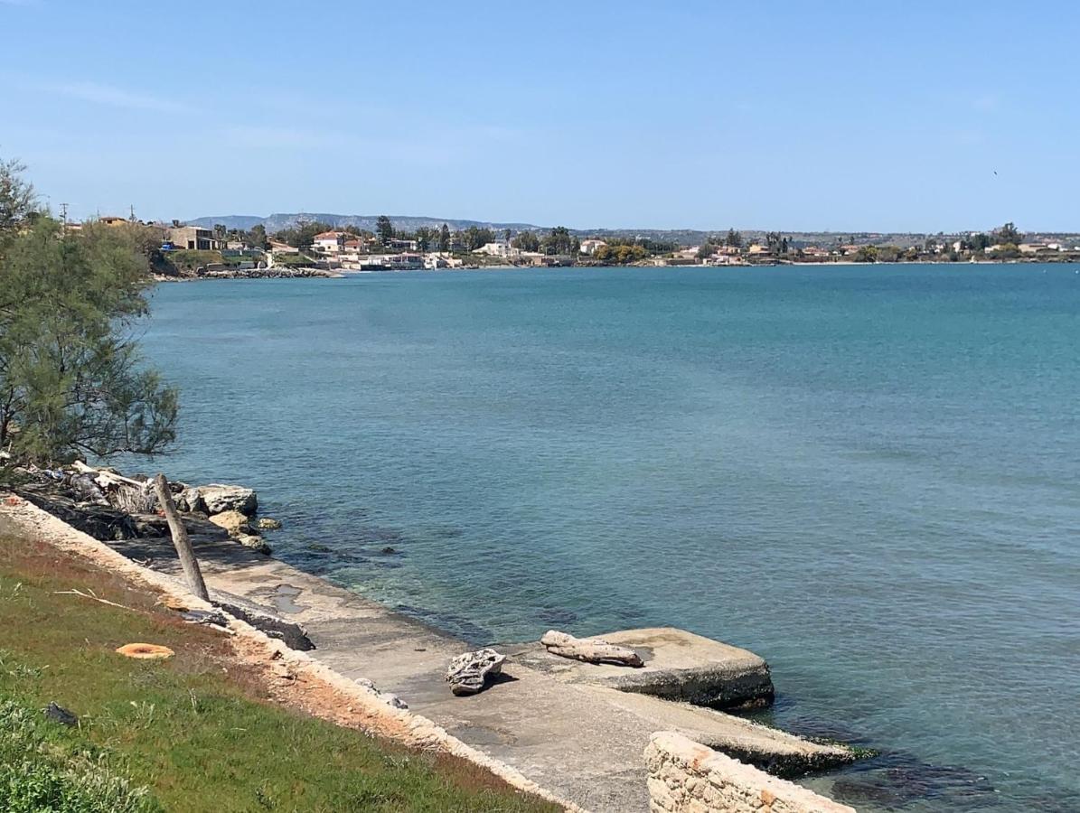 Casa Con Piscina E Vista Mare Dal Giardino Appartement Fanusa Buitenkant foto